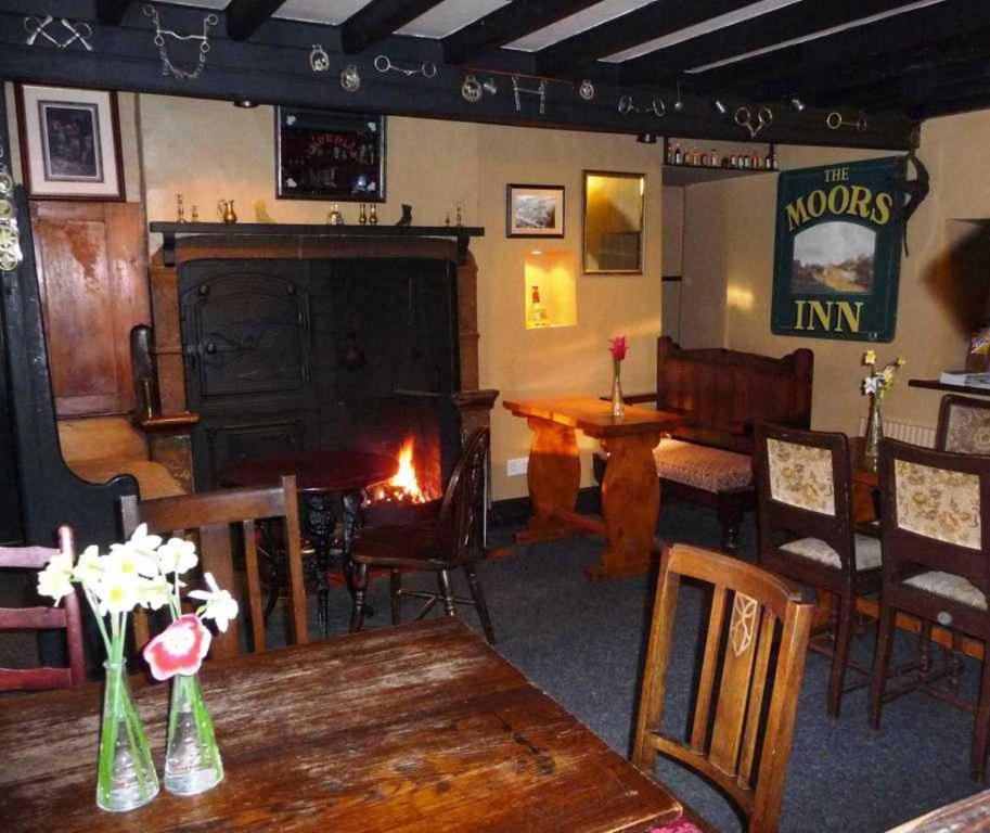 Moors Inn Appleton le Moors Exterior photo